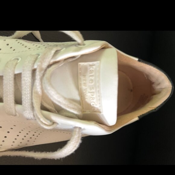 Kate Spade Ashlyn Heart White Sneakers with black accent Size 7M - Picture 4 of 5